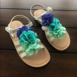 Girls size 11 sandals. EUC